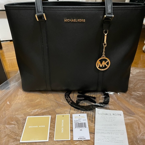 Michael Kors Sady Black Large Leather Tote - Picture 2 of 6